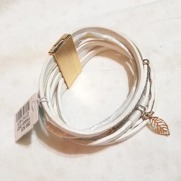 NWT Maurices Leather Rhinestone Charm Bracelet - Picture 5 of 6